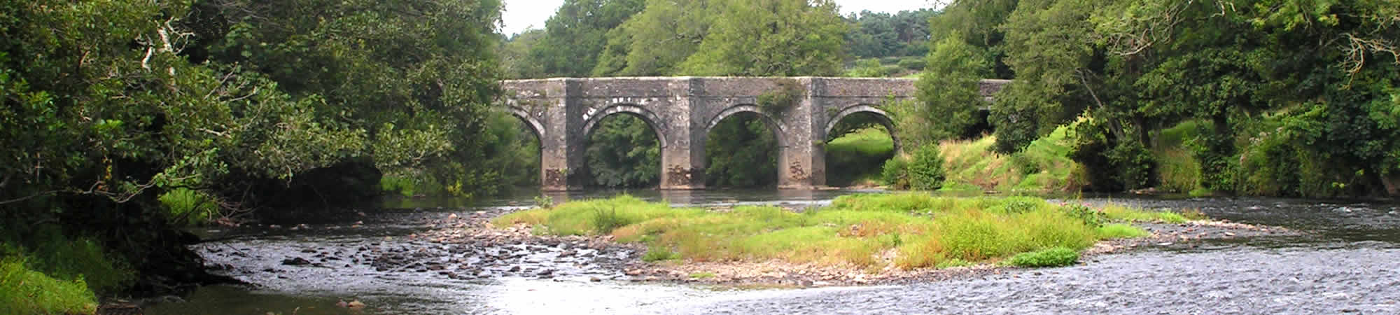 The ancient Horsebridge over the River Tamar